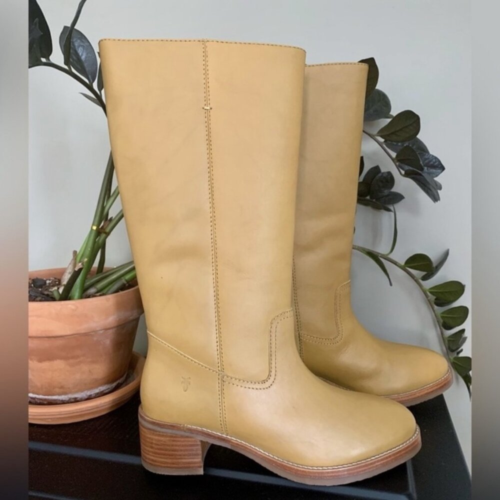 Frye Campus Boot “Camryn”  in color Banana size 9.5 NWT new in box - Picture 5 of 11